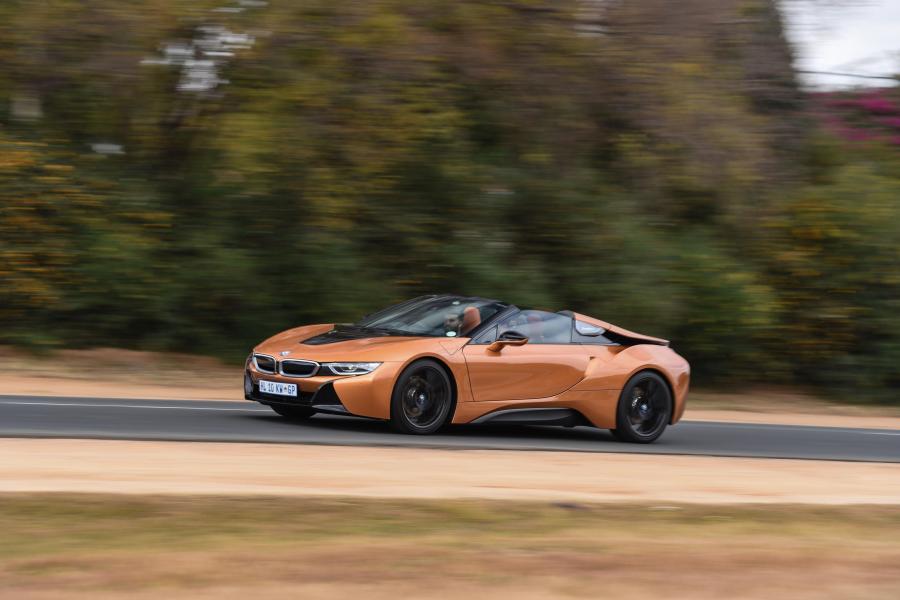  BMW i8 Roadster (I15) 2018 года  (ZA) (фото 26 из 44)